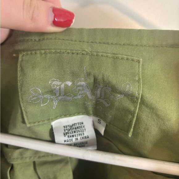 Vintage women’s green Button-Up utility barn Jacket cropped size small EUC - Picture 2 of 3